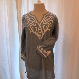 Beach top/cover-up